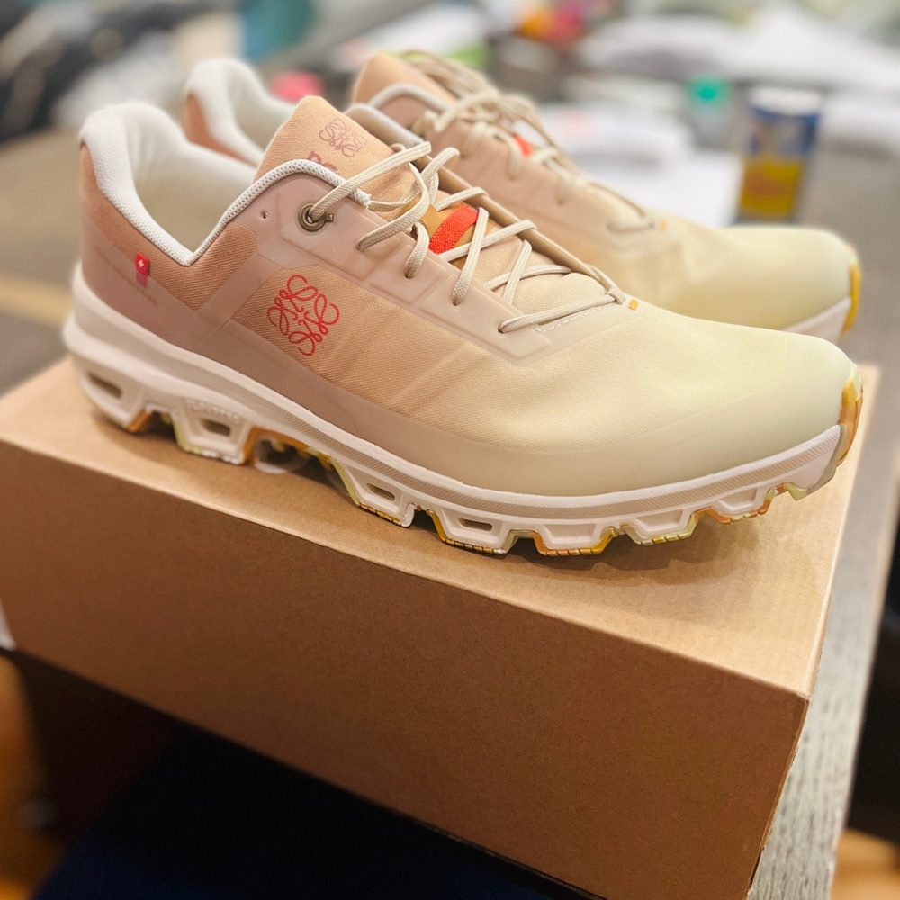 Loewe x On Running Cloudventure